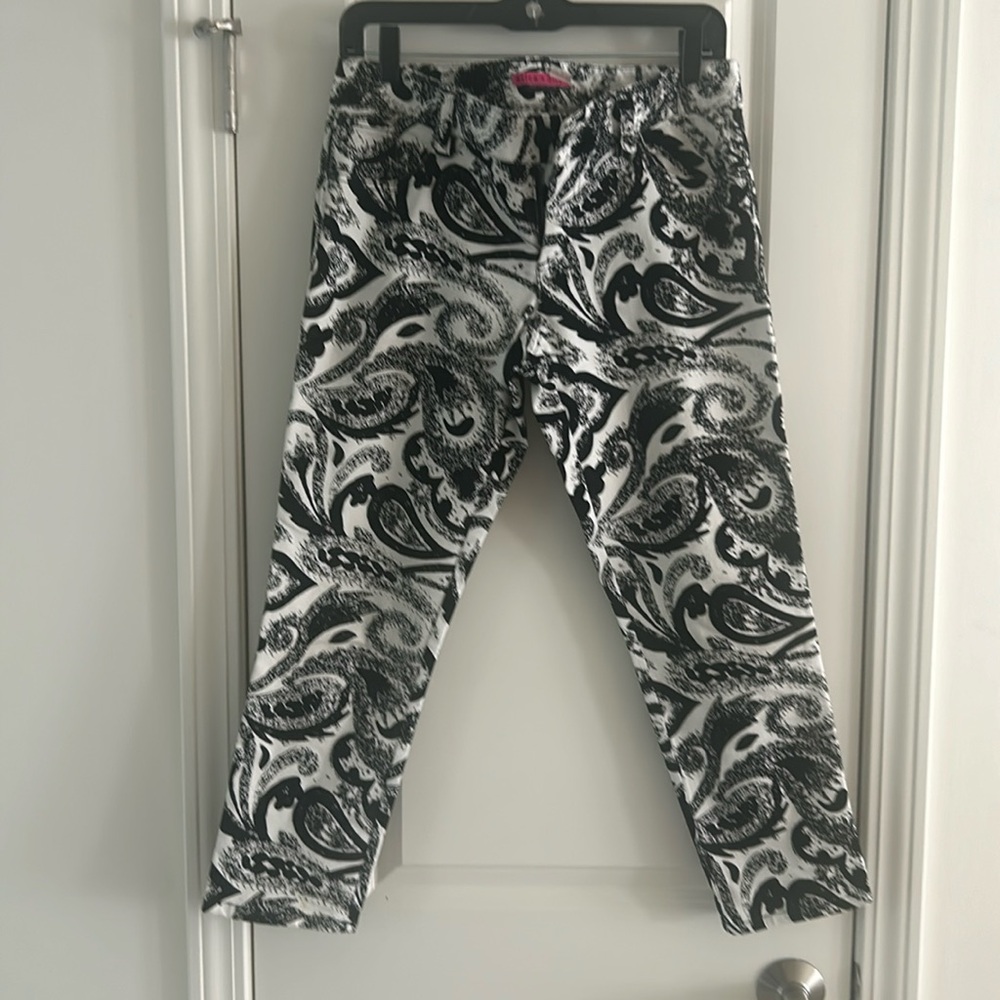 Alice and Olivia brushed denim, white and black paisley cropped pants